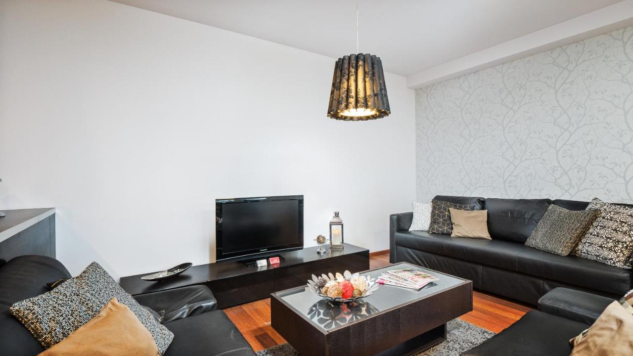 Apartamenty Homely Place - Parking 7 Познань Экстерьер фото